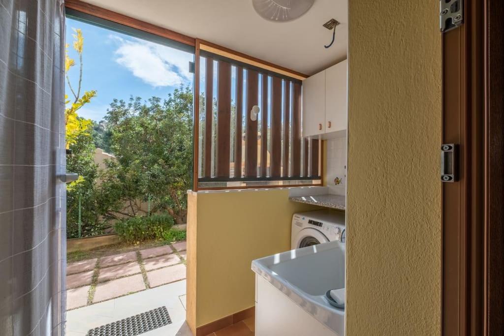 Sea View- 5 Minutes From The Beach Garden, Wi-Fi, Bbq Costa Rei Exterior photo